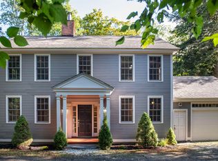 814 Noyes Ln, Quechee, VT 05059