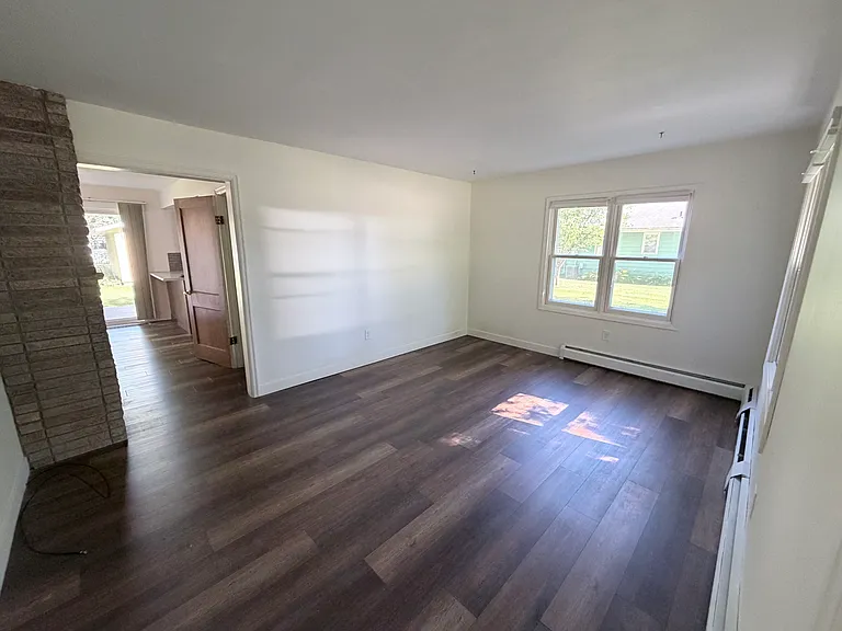 1609 Ash St — Photo 14