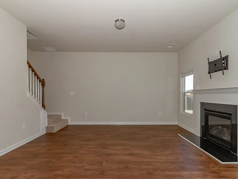 4702 Southwind Rd — Photo 8