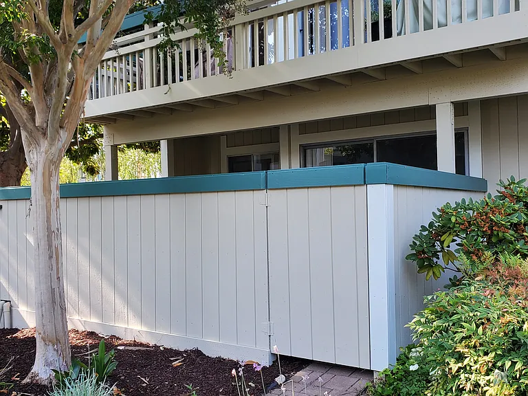 Live Oak Apartments — Photo 160