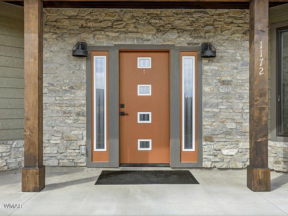 4th image of 1172 Round Valley Dr