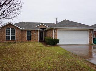 1214 Lisa Ln, Burkburnett, TX 76354
