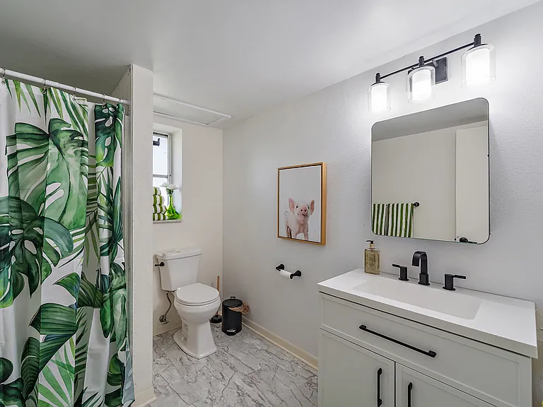 708 Shore Rd #D — Photo 7
