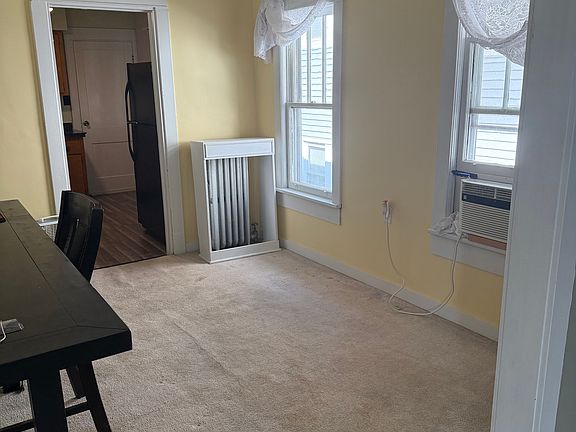 4th image of 1017 Fairfield St #2