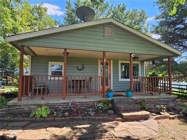 11345 Campbell Community Building Rd, West Fork, AR 72774