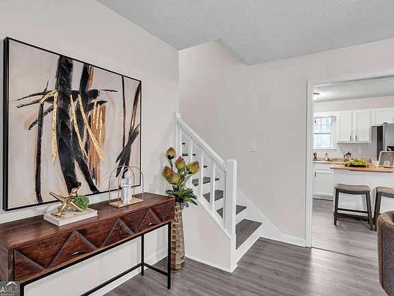 4th image of 3391 Due West Rd