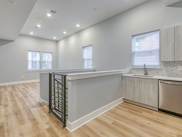 1728 Marlton Ave — Photo 3