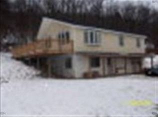 8221 County Route 16, Savona, NY 14879