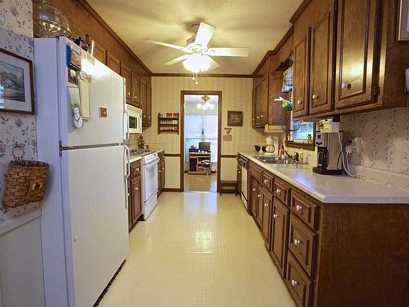 5th image of 515 Meyers Dr