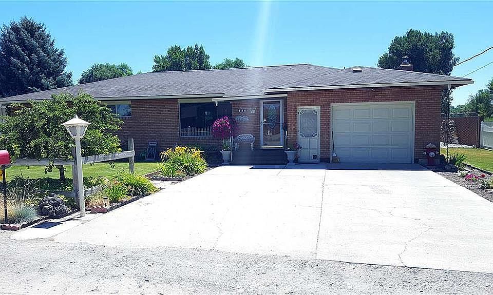 1st image of 220 Highland Dr