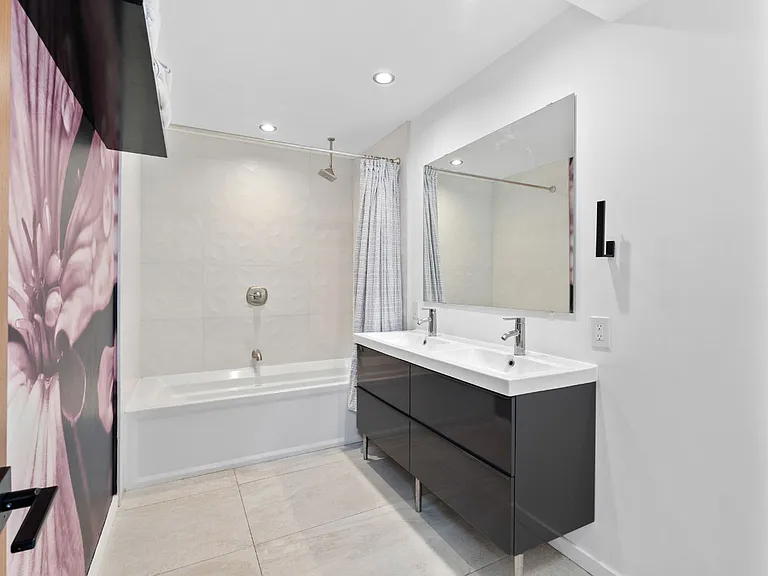 7 Gingertree Ln — Photo 5