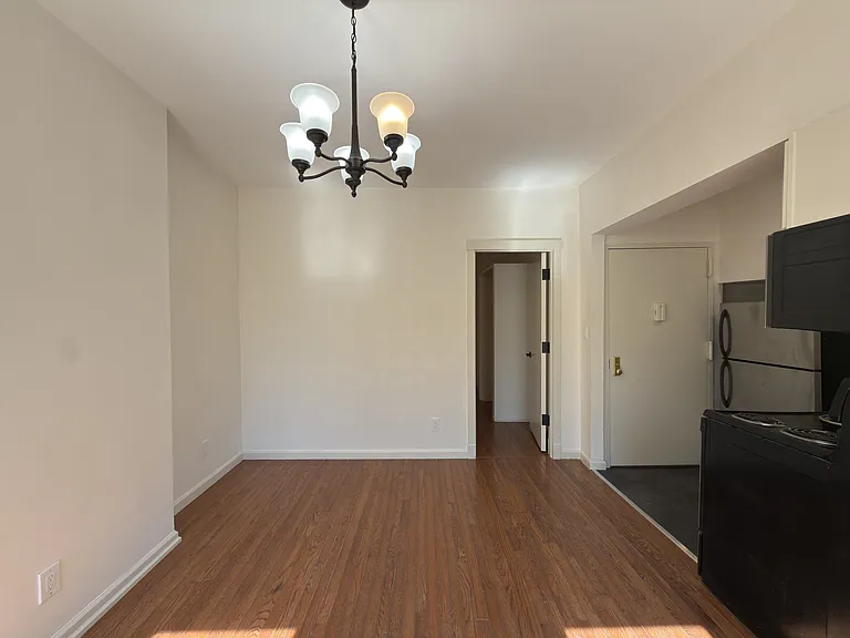 98 Kingston Ave #3F — Photo 4