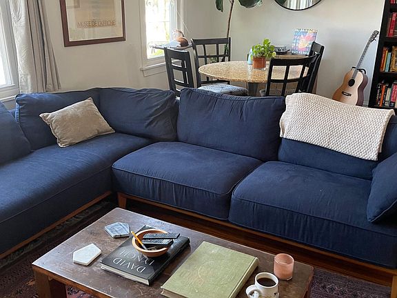 3rd image of 4345 N Oakley Ave #2