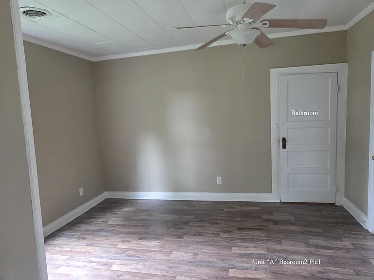 605 Grove St — Photo 11