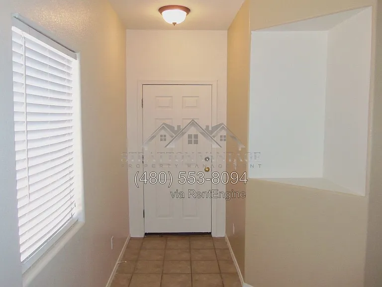 6526 W Riva Rd — Photo 4