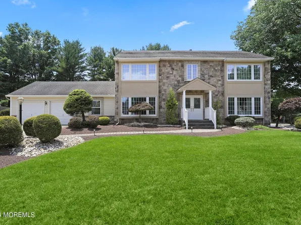 2 Cedar Court, Marlboro, NJ 07746