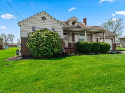 819 Almasy Dr, Campbell, OH, 44405