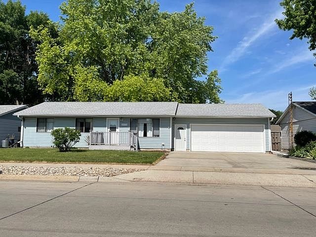 1st image of 2313 Douglas Ave