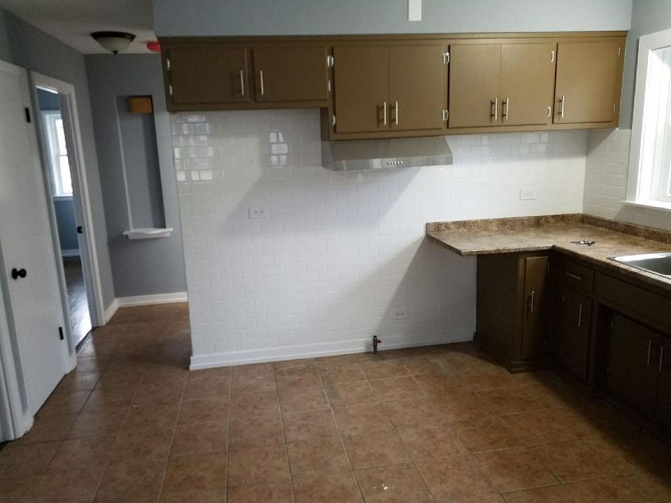 Kitchen will include stove & refrigerator 