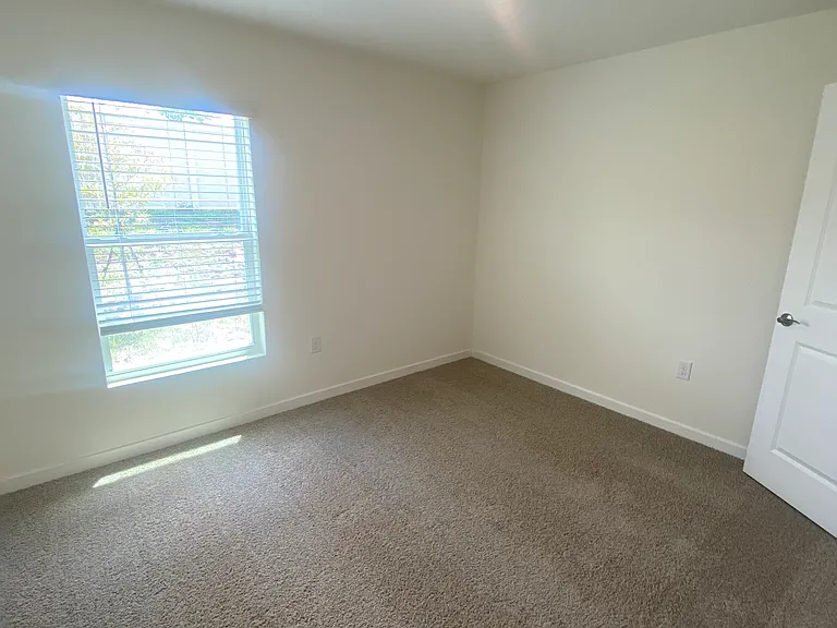 11511 Memorial Dr — Photo 23