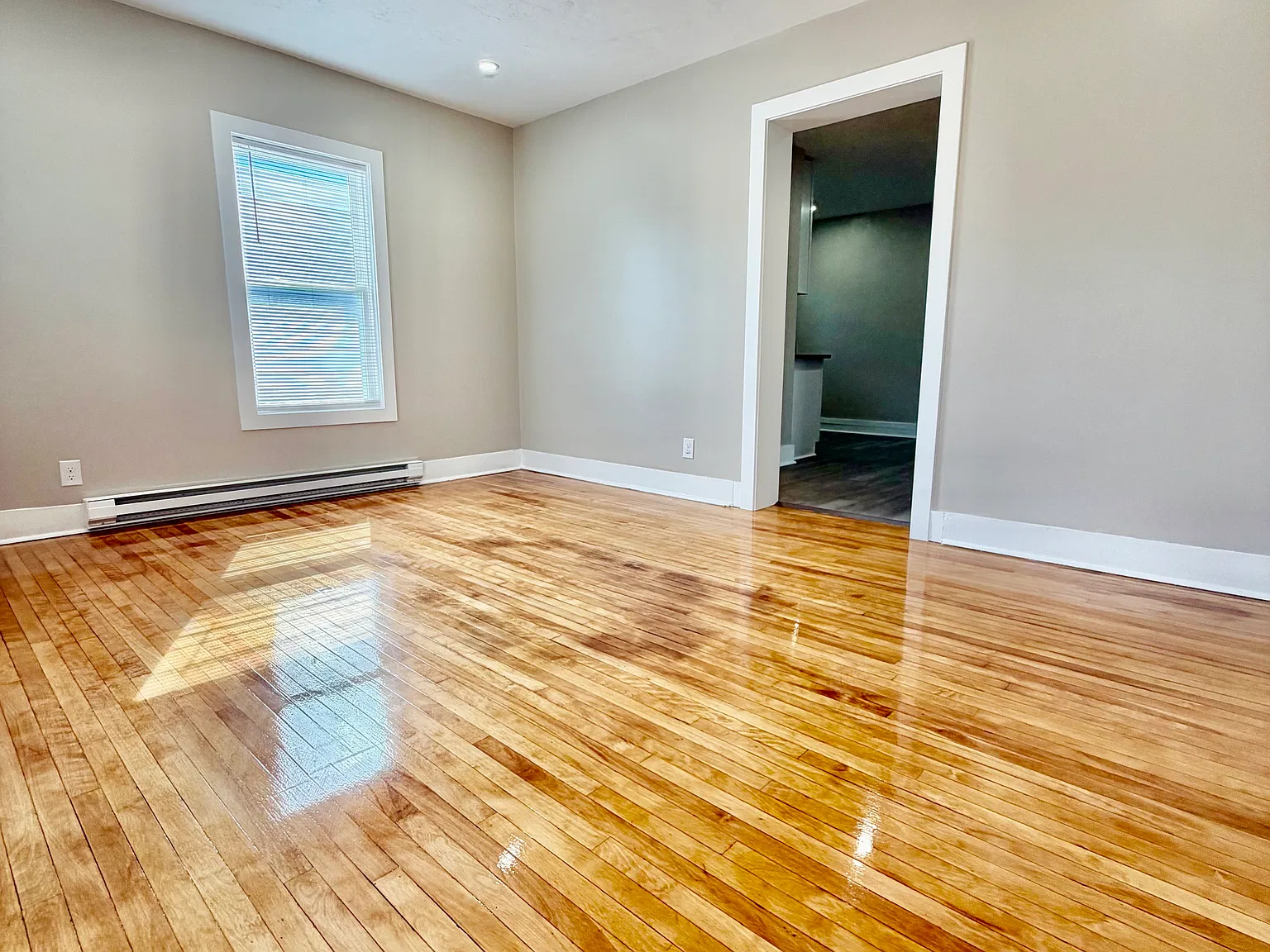 1 bed, 700 sqft, $1,650 — Photo 4