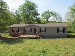 881 Mount Olive Rd, Cowpens, SC 29330