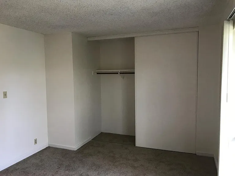 bedroom2