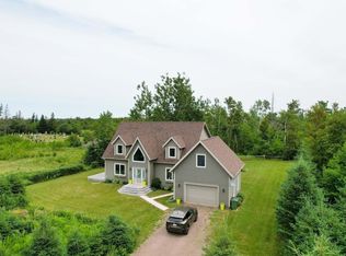 70 Sunset Dr, Charlotte Parish, PE C1E2X8