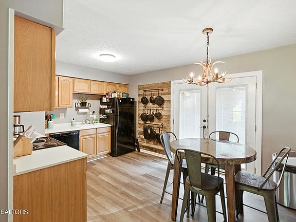 4th image of 6529 Cedarbreeze Rd