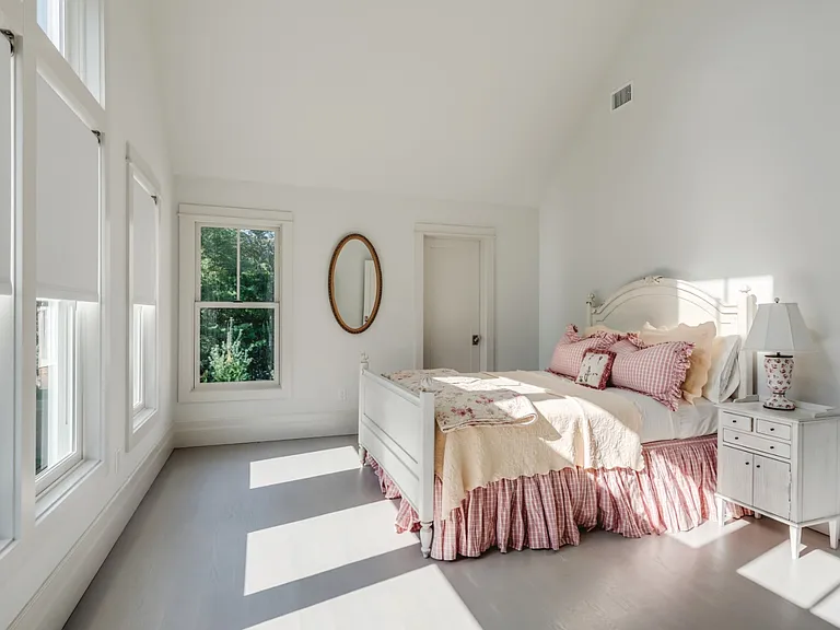 171 Springy Banks Rd — Photo 32