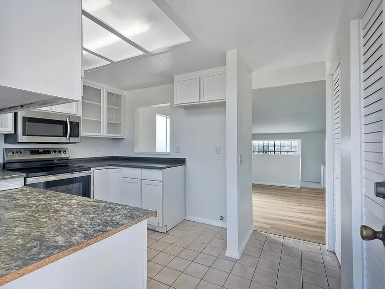 1252 Soria Gln — Photo 3