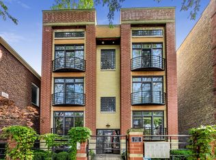 2045 W Iowa St #1W, Chicago, IL 60622