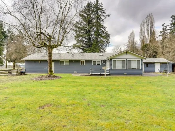 8964 184th St, Surrey, BC V4N 3T4