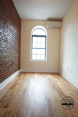 Rented by Lofts and Flats LLC | media 17