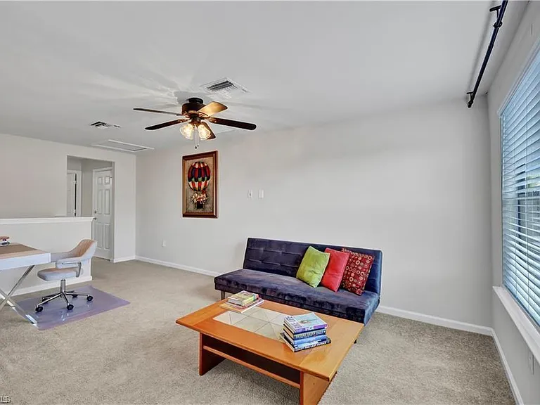 7103 Lily Way — Photo 22