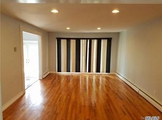 2043 Berfond Ct, Merrick, NY 11566