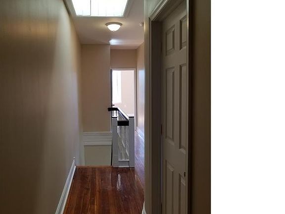 3rd image of 5511 W Girard Ave