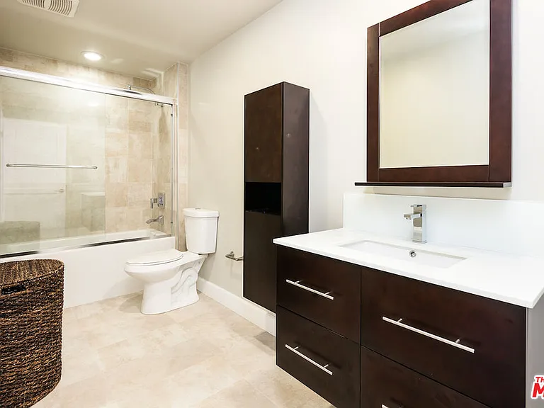 118 S Kenwood St #506 — Photo 16