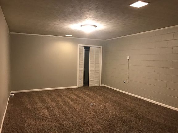 3rd image of 5138 Verdun Dr