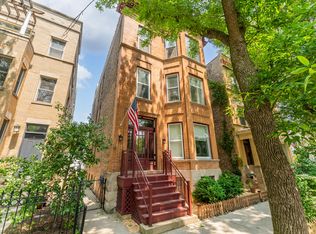1128 W Wolfram St #2, Chicago, IL 60657