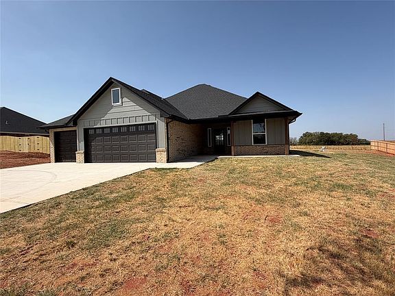 5th image of 2204 Winter Ridge Rd