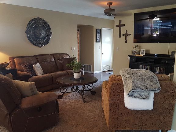 3rd image of 3607 Pickwick Dr