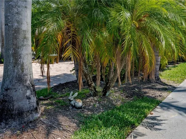 13430 Ladyfish LN, NAPLES, FL 34114