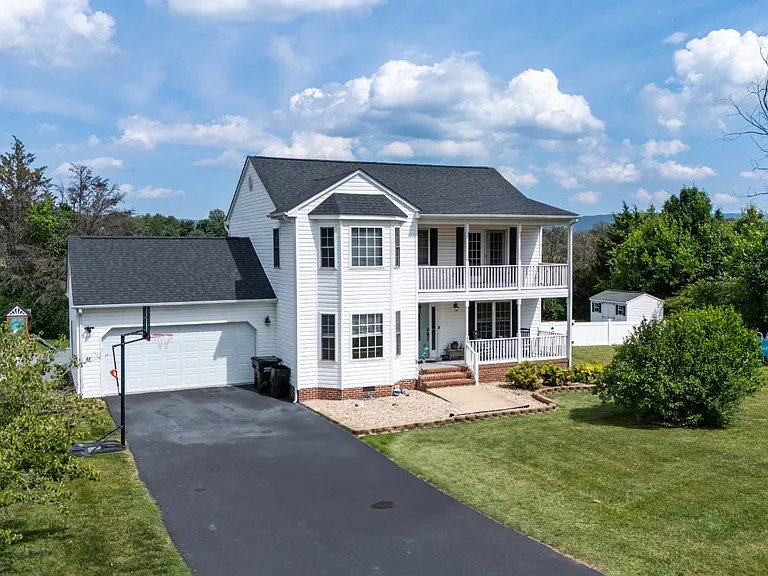 48 Boyington Blvd — Photo 26