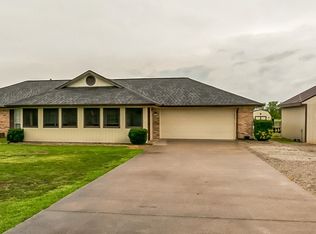 804 East St, Royse City, TX 75189