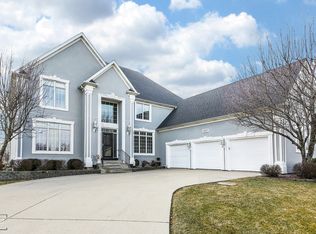 2423 Joyce Ln, Naperville, IL 60564