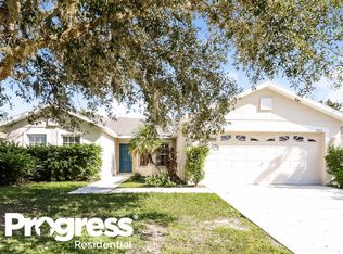 4353 Kingsfield Dr, Parrish, FL 34219