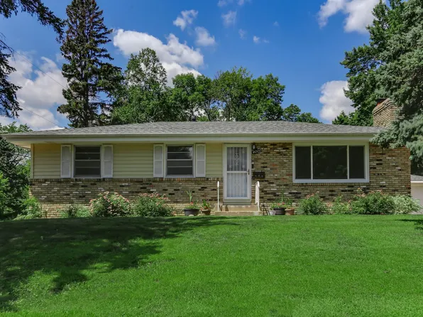 4000 Benjamin Pl, Columbia Heights, MN 55421