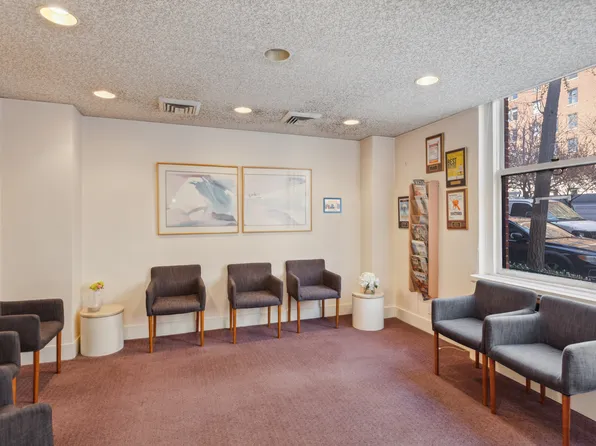1126 Park Avenue 1A image 3 of 6