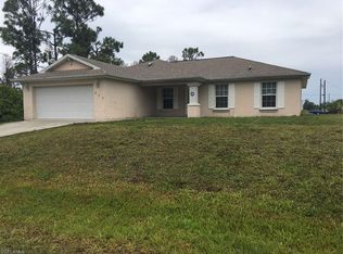 833 Vance St E, Lehigh Acres, FL 33974